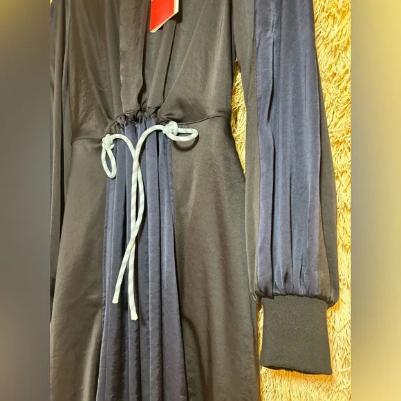 Lululemon•RARE Face Forward Dress *lululemon x Roksanda•Black True Navy•BNWT• 4 - Picture 10 of 16